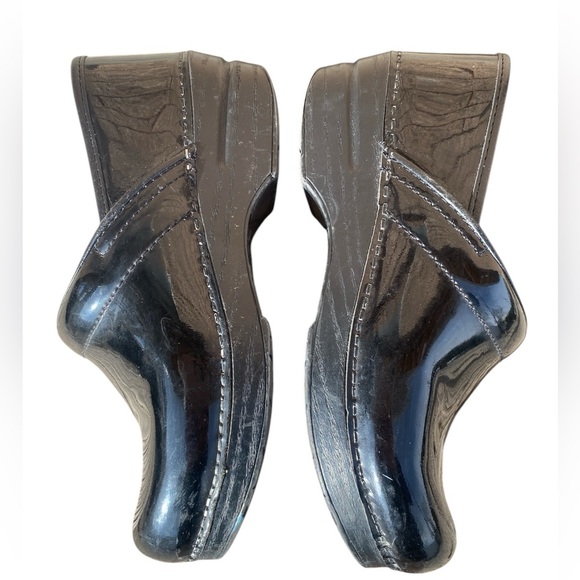 Dansko Professional Clogs Black Patent Leather 38 - Picture 2 of 6